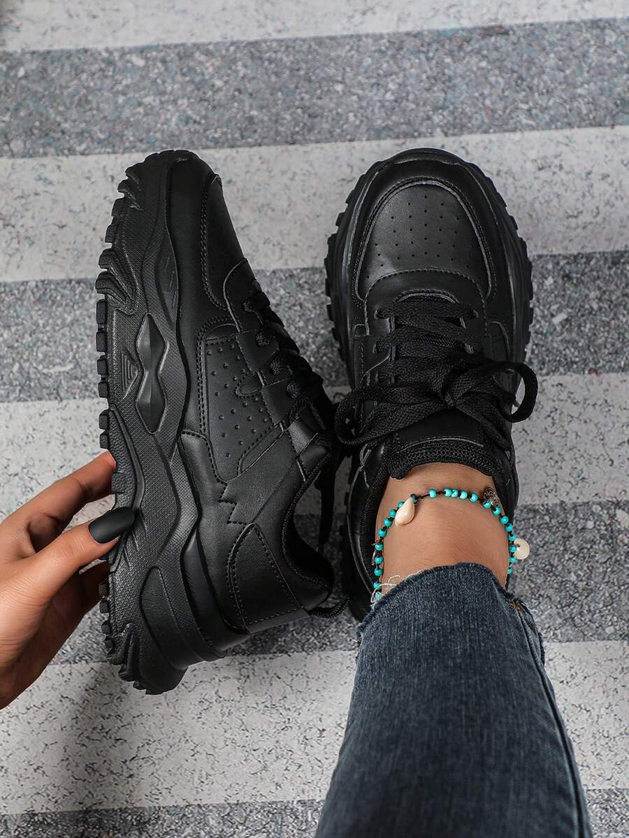 Simple Black Platform Women's Sneakers, Versatile With No Prints, Suitable For All Seasons, Retro High-Street American-Style Sneakers, Wedge Thick Sole For Height And Durability, Perfect For Daily Wear, Commuting, Travel, Vacation, And Holiday Gifts - All Black - View 1