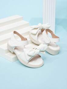 1 Pair Cute Girls' Outdoor Hook And Loop Flat Sandals, Spring/Summer - White - View 5