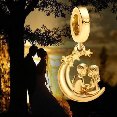 1颗925纯银可爱脚印吊坠珠，适合制作手链、手镯等DIY饰品，也可作为日常配饰，适合女孩/女性佩戴。