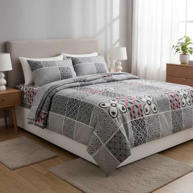 Duvets & Down Comforters - 黑色 - 查看 4