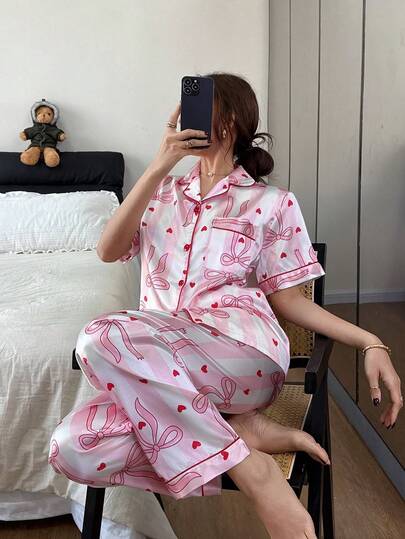 Conjunto de pijama de 2 piezas con top de manga corta y pantalones con estampado de corazones y lazos a rayas, para el Día de San Valentín, ropa de estar por casa casual para primavera/verano