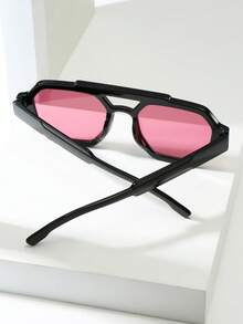 1pc Unisex Square Frame Minimalist Stylish Fashion Glasses, Suitable For Travel, Casual, Party, Beach, Daily Wear - Black Frame Red Film - View 3