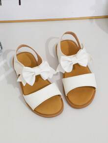 A Pair Of The Latest Summer Children's Pure White Bow-Knotted Simple Hook And Loop Sandals - Easy To Wear, Suitable For Daily Outings, Park Walks, Shopping In The Mall, And Can Be Effortlessly Paired With Various Children's Outfits,Girls Sandals - White - View 2