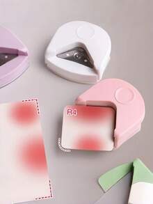 1pc Paper Corner Rounder - R4 Corner Cutter Punch Tool,Corner Rounder R4 Corner Punch, Portable Paper Trimmer Cutter For Laminated Cards, Cardstock, Scrapbooking,Photo Card Making, Paper Cutting DIY Crafts Puncher For Office, School Christmas ForHoliday Gift Giving Work Tools, Men's Gifts