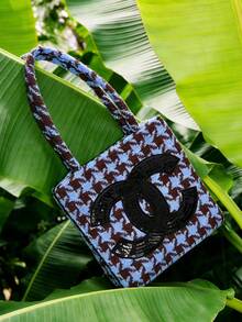 CHANEL 蓝色粗针织手提包，时尚斜纹软毡亮片装饰托特包，针织设计，女士手提包 - 时尚配饰，完美搭配女士休闲时尚装扮 - 藍色 - 查看 4