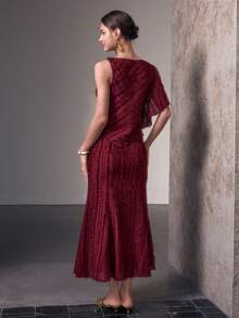 Sollinarry 女士新款时尚两件套连衣裙，酒红色，包含吊带上衣和条纹中长裙，适合约会和派对穿着 - 酒紅色 - 查看 8