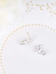 925 Sterling Silver Earrings, Fashionable Cubic Zirconia Flower Stud Earrings, Hypoallergenic, Suitable For Daily Wear, Birthday Gift - Silver - View 5