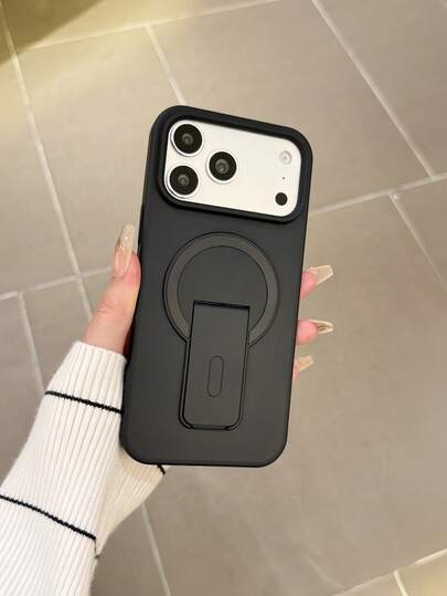 1个带支架的奢华哑光黑色磁吸无线充电手机壳，兼容 11/11 Pro Max、12/12 Pro/12 Pro Max、13/13 Pro/13 Pro Max、14/14 Pro/14 Pro Max/14 Plus、15/15 Pro/15 Pro Max/15 Plus、16/16 Pro/16 Pro Max/16 Plus、17/17 Pro/17 Pro Max