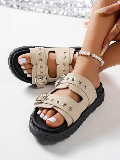 Sandálias plataforma abertas com fivela metálica, da nova moda. Confortáveis, antiderrapantes, versáteis e fáceis de limpar, perfeitas para a praia e para o dia a dia.