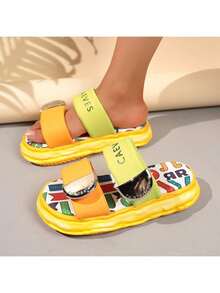 Sandal nữ đế dày, kiểu dáng tối giản, họa tiết graffiti Dopamine, có khóa dán. - Vàng - Xem 9