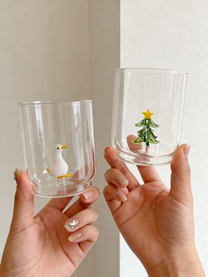 1个圣诞马克杯，冰咖啡杯，玻璃杯，创意3D圣诞杯，雪人玻璃杯，圣诞老人饮水杯，手工玻璃饮具，适合盛装咖啡、果汁、奶茶等。冬夏皆宜，情人节礼物，圣诞礼物，家居装饰，女士礼物，派对用品。