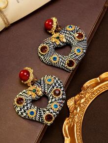 1 Đôi bông tai hình trái tim xoắn bằng ruy băng đen trắng đính đá màu sắc cổ điển, thời trang và dễ thương, phù hợp cho phụ nữ đeo hàng ngày và trong các dịp lễ hội, món quà hoàn hảo cho mẹ và bạn gái. - Đầy màu sắc - Xem 3