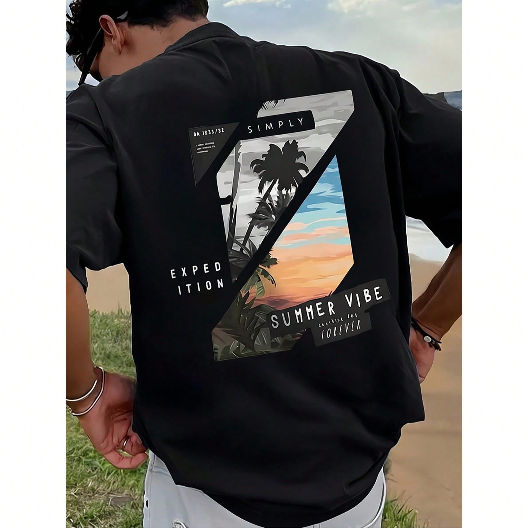Pieza Camiseta de hombre con estampado gráfico, ropa de playa de verano, camiseta de manga corta de corte holgado. Esta camiseta de hombre tiene un d