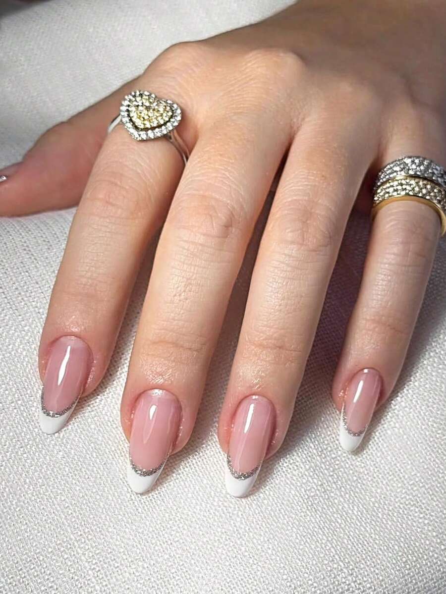 24 Stücke französische Spitzen Acryl Aufklebe-Nägel, mittlere Mandel-Form, Silber Glitzer Linien Kunst Dekoration, minimalistischer Y2K Stil, glänzende Oberfläche, volle Abdeckung Kunst Nagel für Frauen und Mädchen, täglicher Gebrauch Nagelpflege - Verschiedenfarbig - Übersicht 1