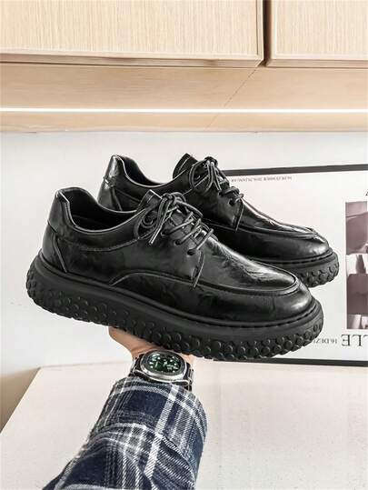 Nuevos zapatos de moda para hombres, con absorción de impactos y elásticos, versátiles, resistentes al desgaste, suela blanda, antideslizantes, resistentes a los olores, adecuados para el trabajo, viajes, uso casual, zapatos con cordones para exteriores, antideslizantes, ligeros y cómodos, aptos para camping y entretenimiento al aire libre