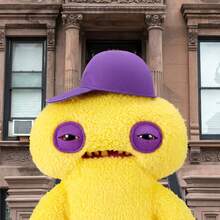 Spin Master Spin Master Fugg Life系列9英寸毛绒玩偶，Sir Splodge A Lot/Squidge/Sasquoosh，长着人类牙齿的滑稽丑陋怪物，独特的收藏玩偶，适合作为礼物送给青少年、成人和怪异玩偶爱好者。 - 魷魚(黃色) - 查看 2