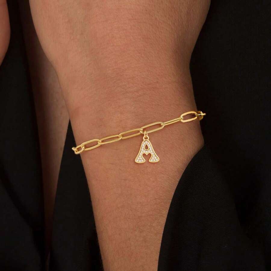 1件简约经典艺术字母吊坠金色不锈钢回形针链手链，女士款 - 金黃色 - 查看 1