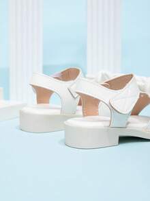 1 Pair Cute Girls' Outdoor Hook And Loop Flat Sandals, Spring/Summer - White - View 3