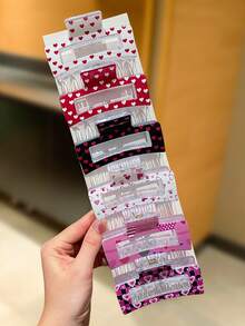 متعدد الألوان