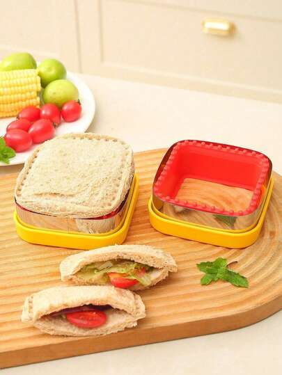 1pc Sandwich Cutter And Sealer, Pocket Mold Cartoon Bread Mold Toast Stamp Press Mold Stainless Steel Cookie Cutter,Bread Sandwich Decruster Pancake Maker DIY Cookie Cutters For Kids Bento Box,Square Shapes Sandwich Decruster Press Mold Christmas For Holiday Gift Giving