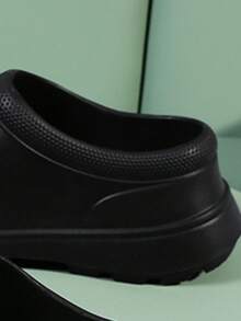 Plus Size Men's Waterproof EVA One-Piece Non-Breathable Anti-Splash Oil-Resistant Flat Bottom Work Shoes/Chef Shoes