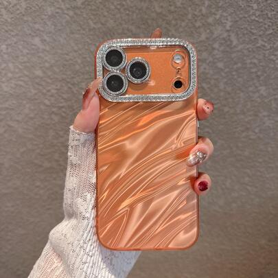 Rhinestone Decorated Wave Pattern Orange Phone Case, Compatible With IPhone 17 Pro Max/17 Pro/17/16 Pro Max/16 Pro/16/15 Pro Max/15 Pro/15/14 Pro Max/14/14 Pro, Full Coverage Anti-Drop Hard Protective Shell
