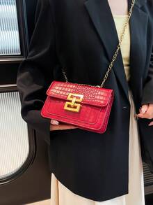 1件装女士新款时尚复古单肩包，金属链条轻便斜挎包，PU材质，休闲翻盖方包，鳄鱼皮纹包，女孩购物包，适合女士日常通勤，小巧便携 - 紅色 - 查看 4
