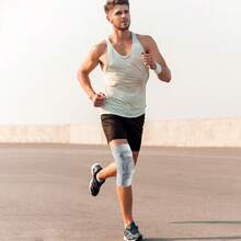 1pc Adjustable Knee Support, Triple Strap Knee Compression Sleeve With Patella Pad And Side Stabilizers, Suitable For Basketball, Weightlifting, Running And Fitness