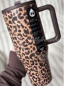 HydrojugTraveler 32 Oz/40 Oz Water Bottle With Handle & Flip Straw - Fits In Cup Holder, Leak Resistant Tumbler-Reusable Insulated Stainless Steel & Rubber Base - Gifts For Women & Men - 獵豹 - 查看 2