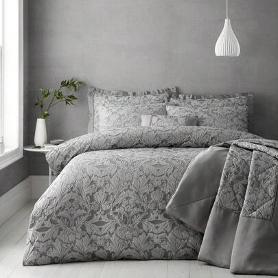 Blenheim Jacquard Soft Easy Care Bed Linen Bedding Duvet Cover Quilt Set With Pillow Cases