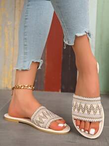 Teenage Girls/Girl's Flat Strap Slippers, New Summer Lightweight Soft Bottom Non-Slip Beach Sandals, Comfortable & Versatile - Beige - View 5