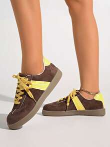 Women's Casual Sneakers, New Round Toe Lace-Up Small White Shoes, Plus Size Sports Shoes, Flat, European And American Imported - Yellow - View 4