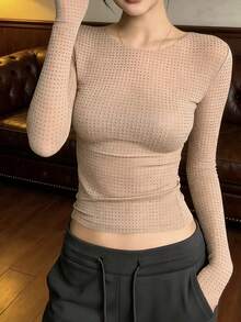 女士春季圆领长袖水钻闪亮网纱透视T恤，适合日常穿着，美式风格T恤，派对装扮，音乐会，性感修身款上衣 - 杏色 - 查看 2