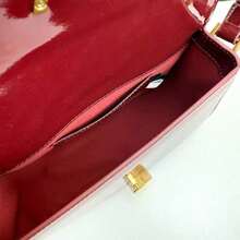 Burgundy Leather Shoulder Bag For Women, Minimalist Structured Crossbody Bag With Gold Hardware, Slim Rectangle Everyday Purse, 24.5x15x8.5cm - Burdeos - Ver 7