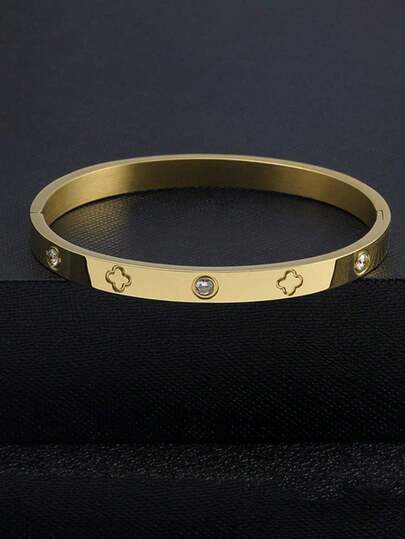 VJS 1 st armband i 18K guldpläterat rostfritt stål med spegelblankt fyrklövermönster, lämpligt för vardagsbruk och som en alla hjärtans dag-/födelsedagspresent till din älskade.