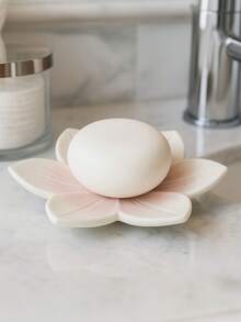 1pc Creative INS Style Ceramic Soap Dish, Bathroom Soap Holder, Soap Tray For Home, Hotel, Washstand - White - View 3