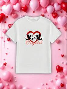 Tee-shirt ample à col rond à manches courtes avec imprimé cœur de Cupidon et anglais, polyvalent pour les couples, streetwear, intérieur, extérieur, festivals, trajets quotidiens - Blanc - Voir 2