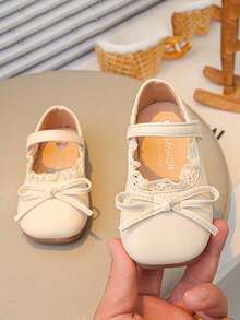1 Pair Girls' Simple Design Princess Flat Shoes, Soft Bottom Non-Slip Children's Small Leather Shoes, Sweet Style, Suitable For Spring And Autumn - بيج - مشاهدة 6