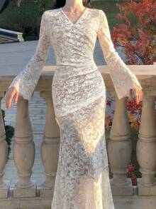 优雅蕾丝喇叭袖派对美人鱼连衣裙 浪漫法式V领夏季连衣裙 女士修身情人节服装 春季服装 婚礼宾客伴娘礼服 - 杏色 - 查看 5