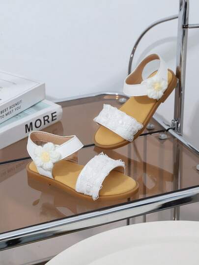 A Pair Of The Latest Summer Children's Lace Fabric Flower-Decorated Hook And Loop Sandals - In White Design, Suitable For Daily Outings, Park Walks, Shopping In Malls, And Party Activities. Can Be Easily Matched With Various Children's Outfits,Girls Sandals