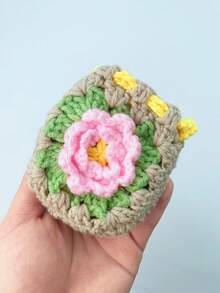 Women's Handmade Crochet Headphone Case Floral Design Drawstring Bag Mini Knitted Storage Pouch For Earbuds And Creative Gift Ideas - 卡其色 - 查看 2