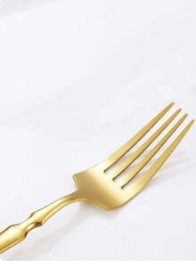 2/4/8/16件套不锈钢餐具套装，包括餐叉和餐勺，适用于餐厅、酒店、婚礼、学校等场所。 - 金色 - 查看 6