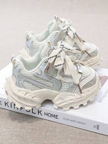 1 Pair 2026 New Children's Mecha Sports Shoes, Boys & Girls Mesh Chunky Sneakers, Soft Sole Non-Slip Functional Shoes, Toddler Walking Shoes, Fashionable Thick-Soled Casual Shoes - Beige - View 1