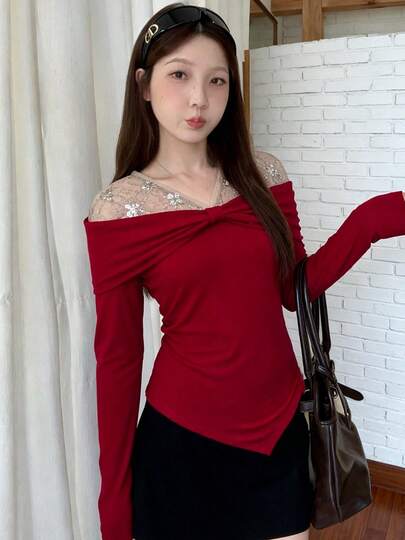 Twist Mesh Patchwork V-Neck Contrast Color Asymmetric Hem Long Sleeve Top