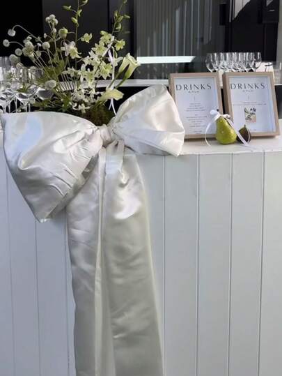 1个超大号香槟色缎面圣诞树蝴蝶结，婚礼装饰蝴蝶结，圣诞装饰，2025圣诞美学，缎面蝴蝶结树顶装饰 - 优雅的香槟色/红色超大号圣诞树蝴蝶结，适合圣诞冬季装饰、房间装饰、家居装饰