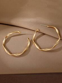 5对简约小巧新款港式耳环，复古花朵，三角扭纹几何耳环，奢华哑光高端个性时尚耳环套装，适合女性日常及节日佩戴