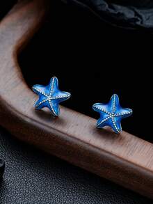 一对男女皆宜的海星耳钉，精致别致，尽显高端气质，适合日常佩戴、旅行、派对等场合。 - 彩色 - 查看 4