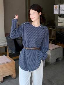 女士露肩条纹上衣，长袖，独特设计，开衩下摆，春秋季（随机条纹图案） - 藍色 - 查看 4