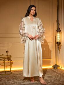 Elegant V-Neck Long Arabic Dress With 3D Rose Applique, Long Sleeve, Woven Fabric, Non-Stretch, Formal Gown - Beige - View 5