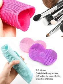 1 Pack Apple-Shaped Silicone Makeup Brush Cleaning Mat, Suction Cup Silicone Makeup Brush Cleaner Mat, Portable Makeup Brush Cleaning Tool, Small Brush Cleaning Pad Suitable For Makeup Brushes, Makeup Sponges, Powder Puffs, Ideal For Travel, Home, School, Dorm, Vacation, Party And Other Occasions.,Giveaways - Baby Pink - View 5